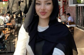 İzmir Dikili Elden Ödeme Escort Elif